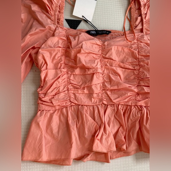 NWT Zara Voluminous Top with Ruffle Trim size S - Picture 9 of 10